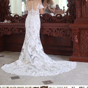 Wedding gown
